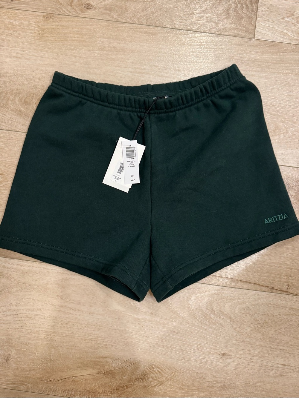 Aritzia Scarab Green High Rise Women’s Mini Shorts